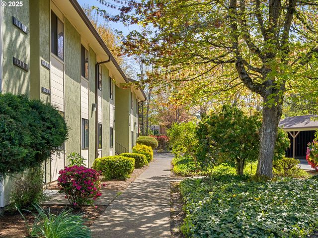 3329 Ne 162ND Ave, Portland, OR 97230