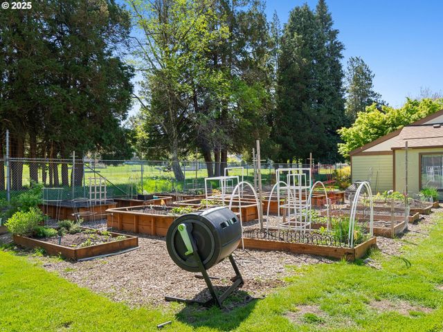 3329 Ne 162ND Ave, Portland, OR 97230