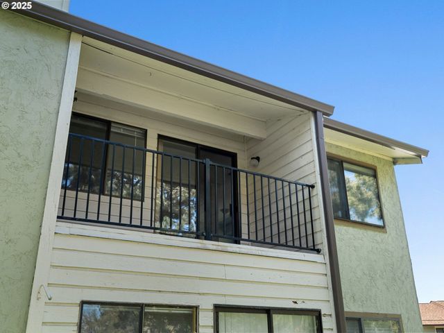 3329 Ne 162ND Ave, Portland, OR 97230