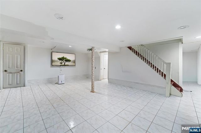 90 Byrne Street, Hackensack, NJ 07601