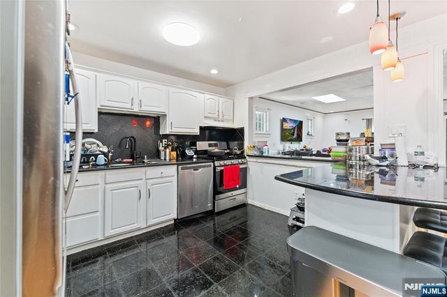 90 Byrne Street, Hackensack, NJ 07601