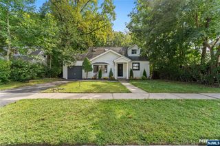 90 Byrne Street, Hackensack, NJ 07601