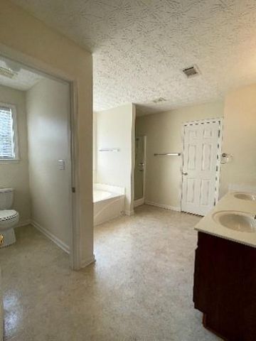 2054 Pierce Way, Buford, GA 30519