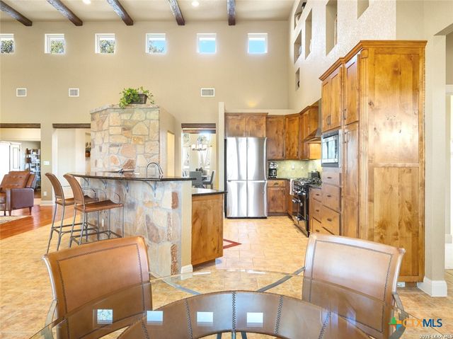 526 River Crossing Boulevard, Spring Branch, TX 78070