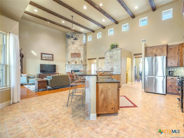 526 River Crossing Boulevard, Spring Branch, TX 78070