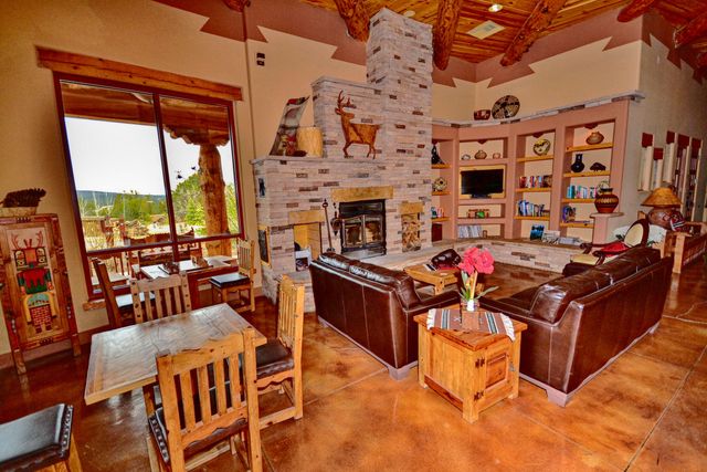 7 Nature Pointe, Tijeras, NM 87059