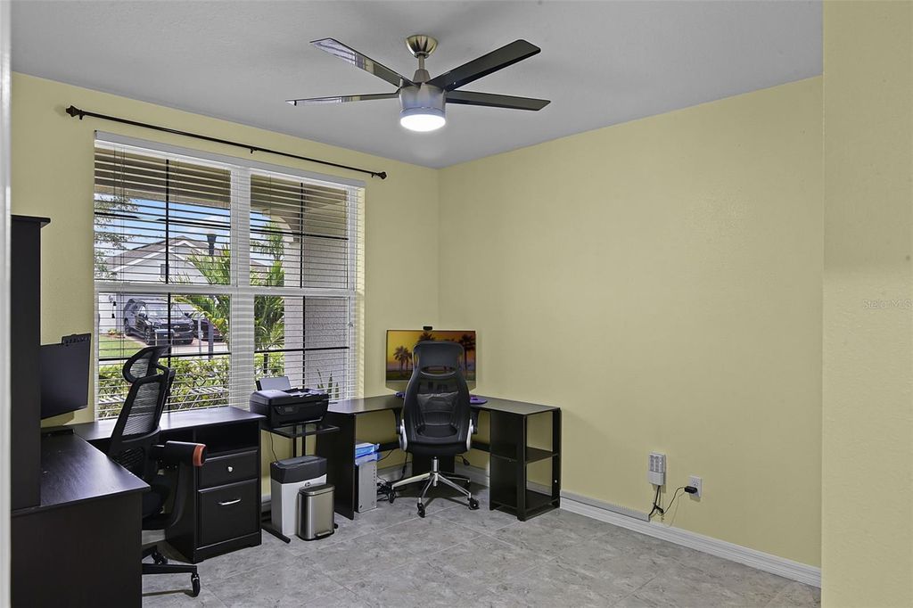 Image 11 of property listing at 4051 PRAIRIE RESERVE BOULEVARD, Orlando, FL 32824