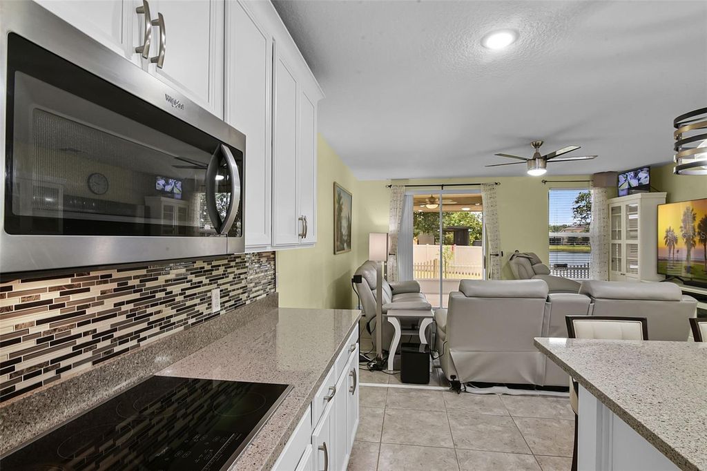 Image 17 of property listing at 4051 PRAIRIE RESERVE BOULEVARD, Orlando, FL 32824