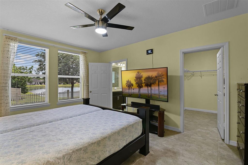 Image 27 of property listing at 4051 PRAIRIE RESERVE BOULEVARD, Orlando, FL 32824