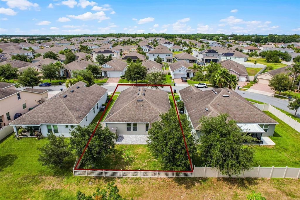 Image 40 of property listing at 4051 PRAIRIE RESERVE BOULEVARD, Orlando, FL 32824