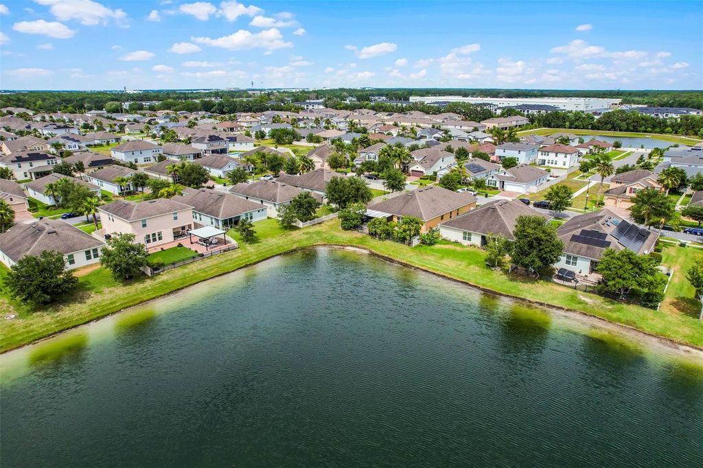 Image 43 of property listing at 4051 PRAIRIE RESERVE BOULEVARD, Orlando, FL 32824