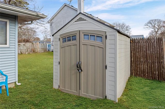 40 Fairview Drive, Shirley, NY 11967