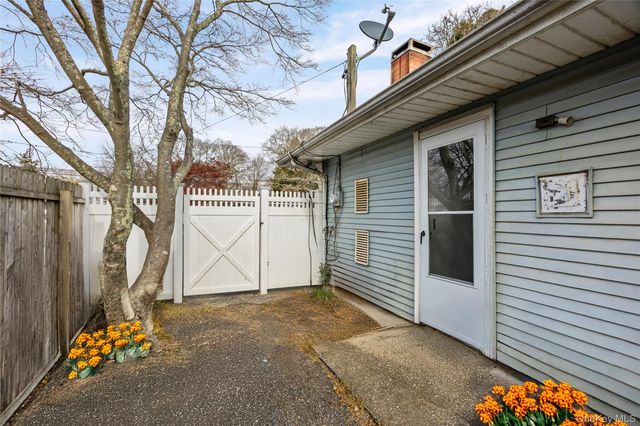 40 Fairview Drive, Shirley, NY 11967