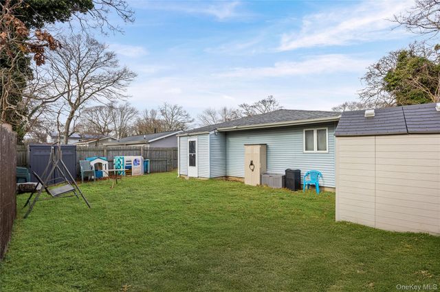 40 Fairview Drive, Shirley, NY 11967