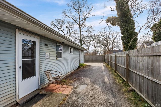 40 Fairview Drive, Shirley, NY 11967