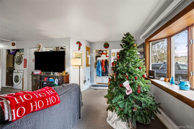 40 Fairview Drive, Shirley, NY 11967