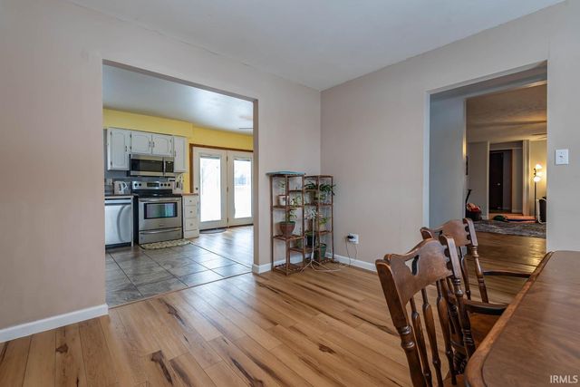 1161 Hollace Chastain Road, Mitchell, IN 47446