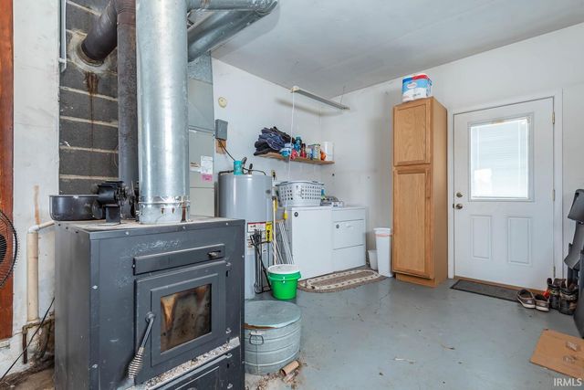 1161 Hollace Chastain Road, Mitchell, IN 47446