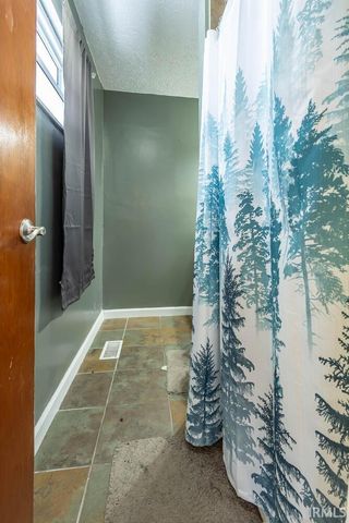 1161 Hollace Chastain Road, Mitchell, IN 47446