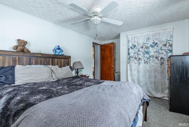 1161 Hollace Chastain Road, Mitchell, IN 47446