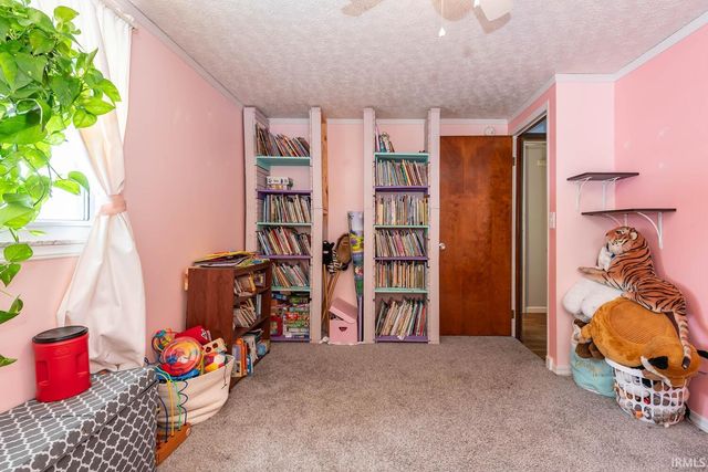 1161 Hollace Chastain Road, Mitchell, IN 47446