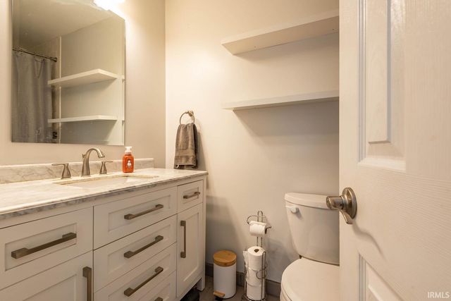 1161 Hollace Chastain Road, Mitchell, IN 47446