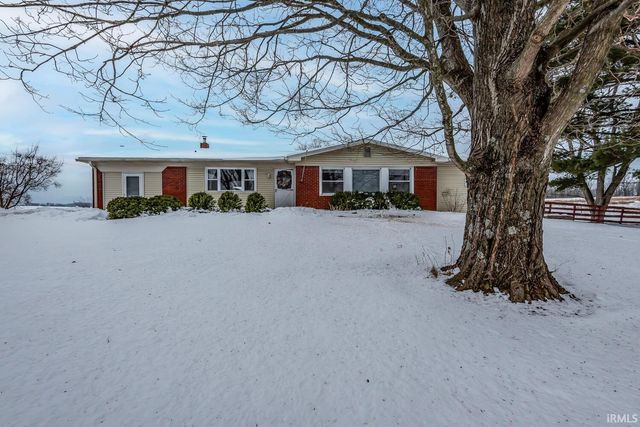 1161 Hollace Chastain Road, Mitchell, IN 47446