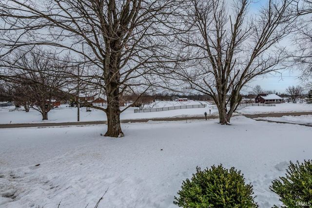 1161 Hollace Chastain Road, Mitchell, IN 47446