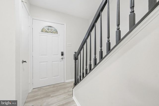 6127 CALICO POOL LN, Burke, VA 22015