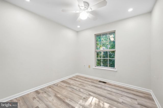 6127 CALICO POOL LN, Burke, VA 22015