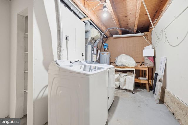 6127 CALICO POOL LN, Burke, VA 22015