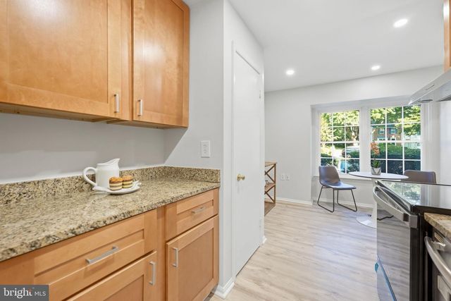 6127 CALICO POOL LN, Burke, VA 22015