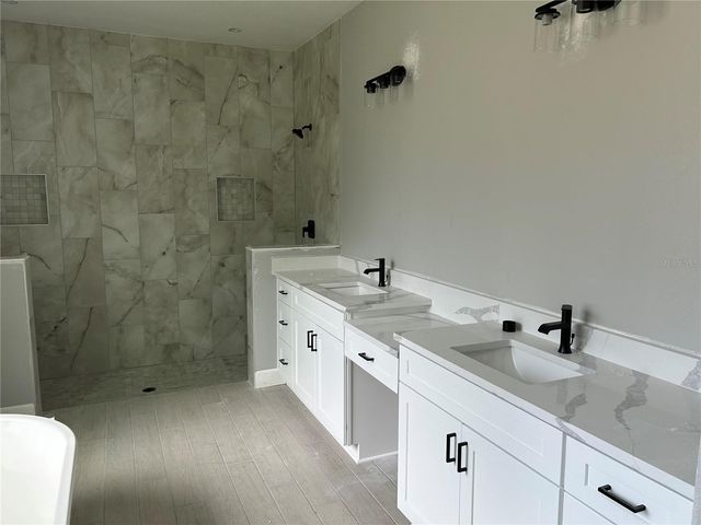 8208 NITTANY ROAD, Brooksville, FL 34613
