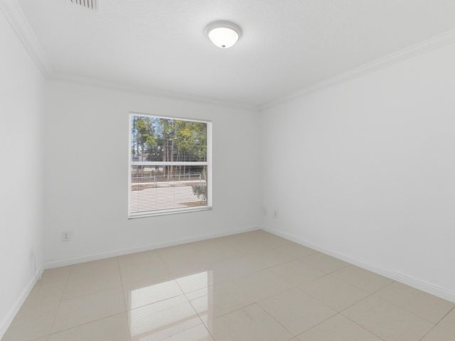 14242 77th Place N, The Acreage, FL 33470