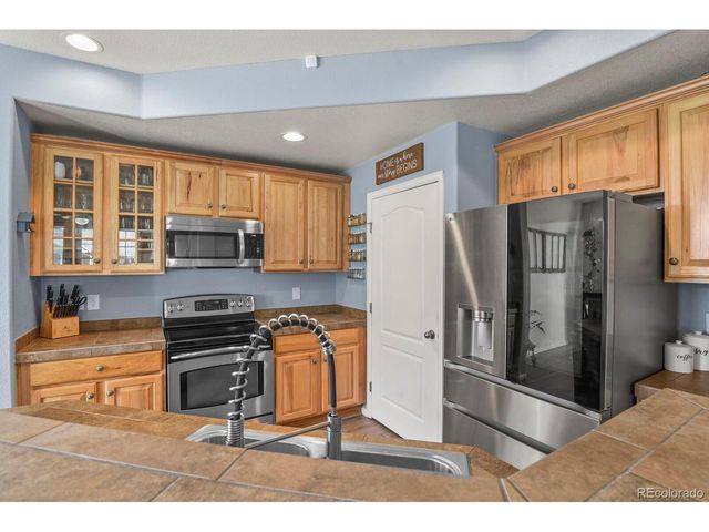 17945 E 104th Pl B, Commerce City, CO 80022