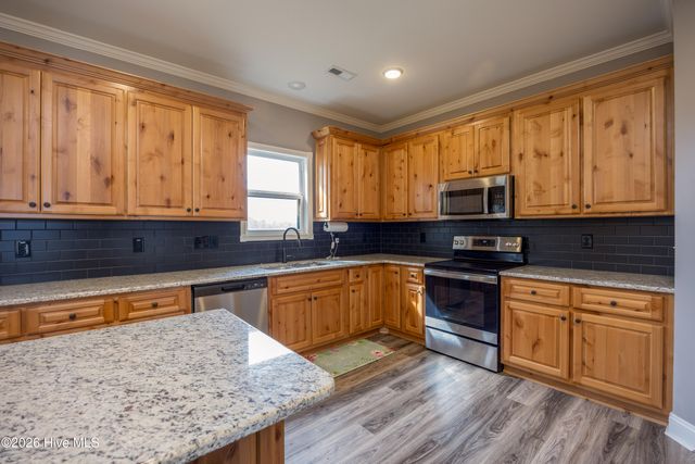 129 Cedar Lake Lane, Clinton, NC 28328