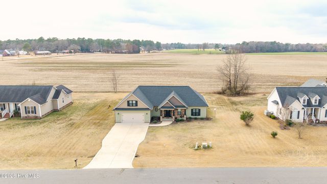 129 Cedar Lake Lane, Clinton, NC 28328