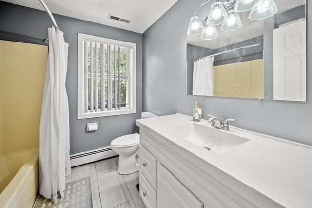 3 Brenner Drive, Newton, NH 03858