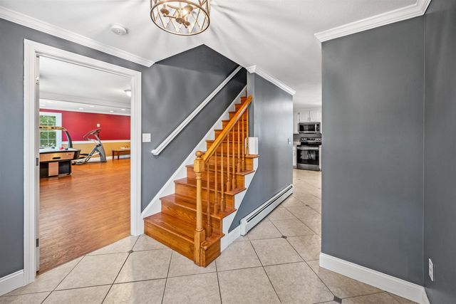 3 Brenner Drive, Newton, NH 03858