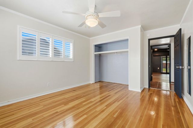 2832 W Sue Avenue, Visalia, CA 93277