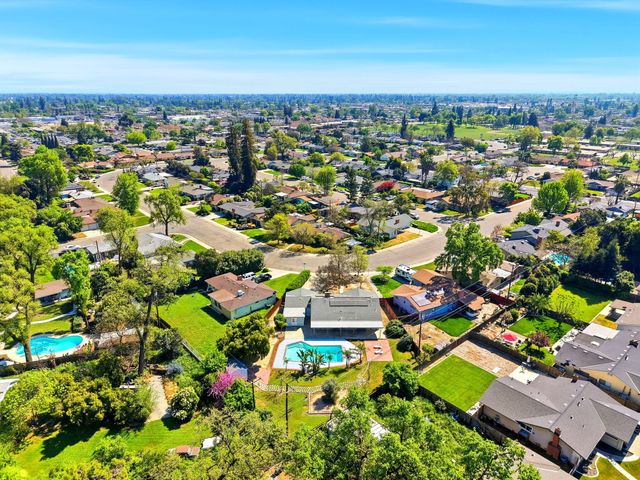 2832 W Sue Avenue, Visalia, CA 93277