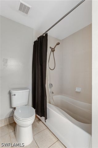 1105 Reserve CT 307, Naples, FL 34105