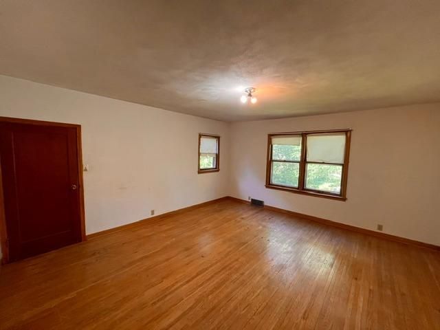 315 E Kentucky Street, Saint Croix Falls, WI 54024