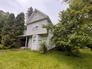 315 E Kentucky Street, Saint Croix Falls, WI 54024