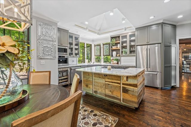 5400 Hillsboro Pike, Nashville, TN 37215