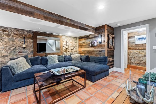 5400 Hillsboro Pike, Nashville, TN 37215