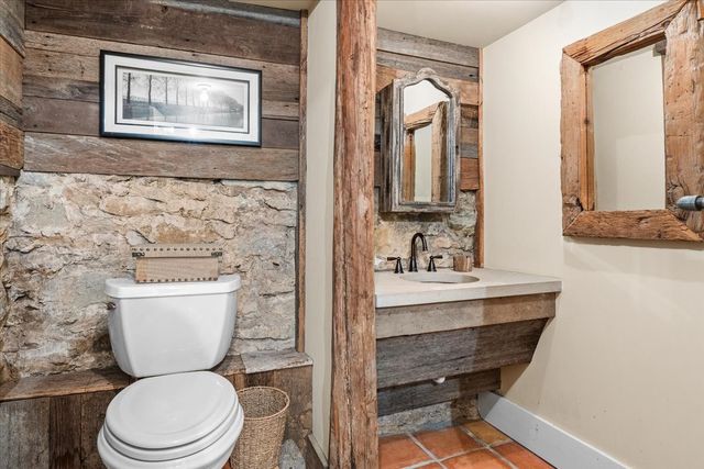 5400 Hillsboro Pike, Nashville, TN 37215