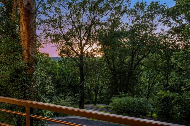 5400 Hillsboro Pike, Nashville, TN 37215