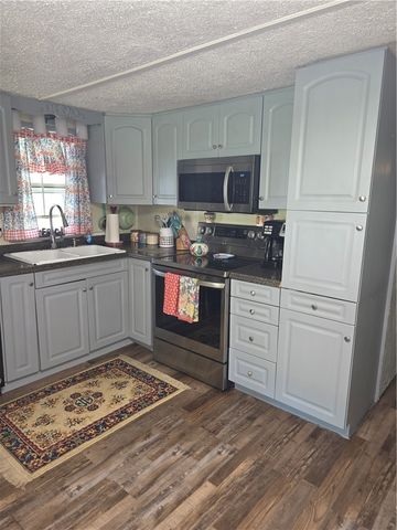 409 Oak St, North Union Twp, PA 15445