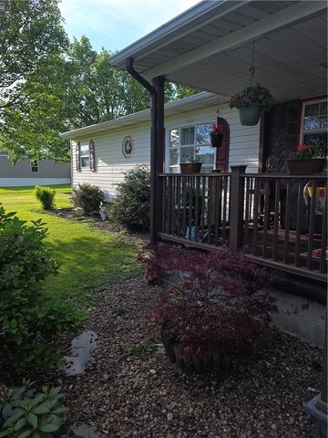 409 Oak St, North Union Twp, PA 15445